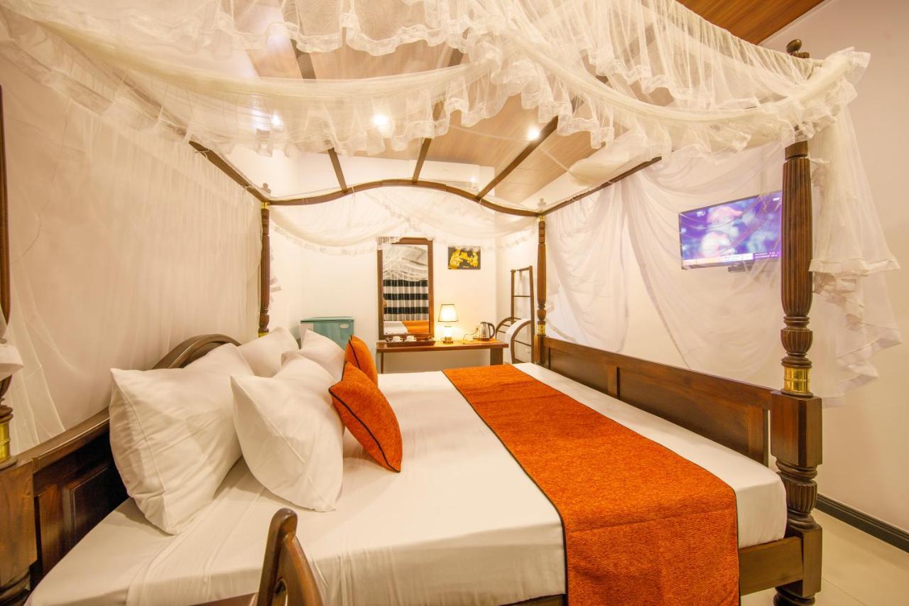 Mimoza Mirissa Bed & Breakfast Dış mekan fotoğraf
