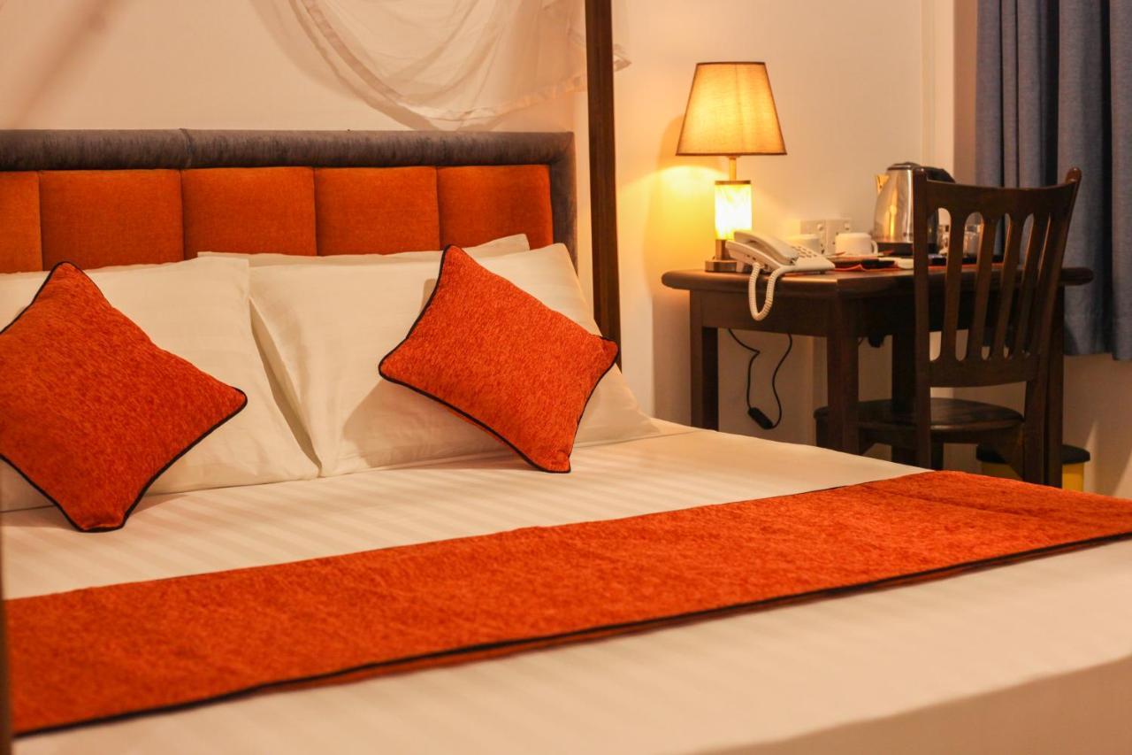 Mimoza Mirissa Bed & Breakfast Dış mekan fotoğraf